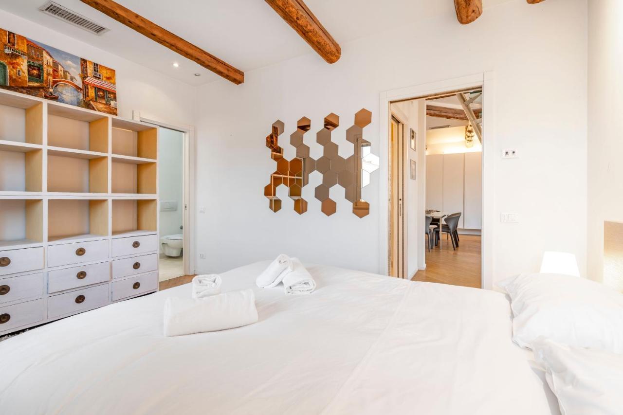 St. Mark Ca' Algi -Apartment With Beautiful Roof Terrace Venedig Eksteriør billede